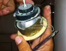 Σκόνη ξύλου από σκουλήκι στο ξύλο