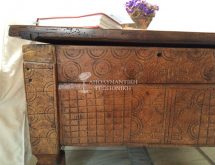 Σαράκι σε ξύλινο έπιπλο